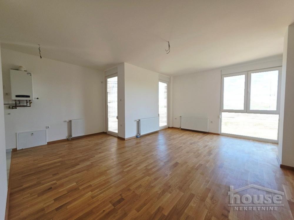 Slika 1 - Stan,PETROVARADIN,CENTAR,kv: 89.00, € 178000, ID: 1061746
