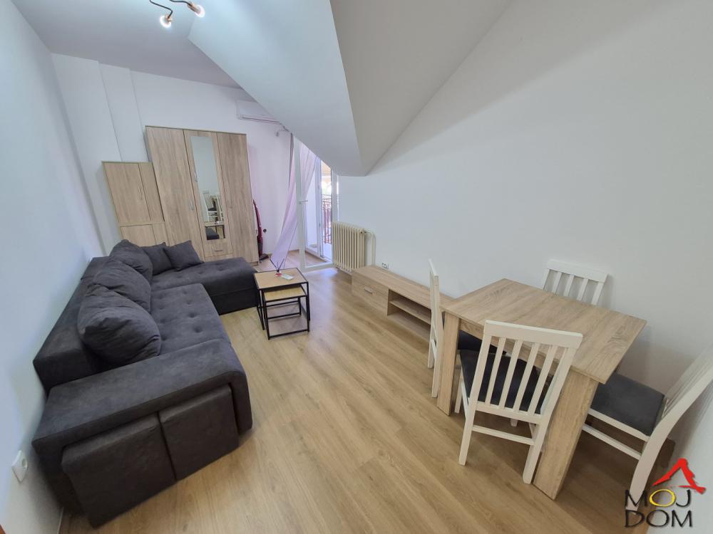 Slika 4 - Stan,NOVI SAD,CENTAR,kv: 30, € 91000, ID: 1032884