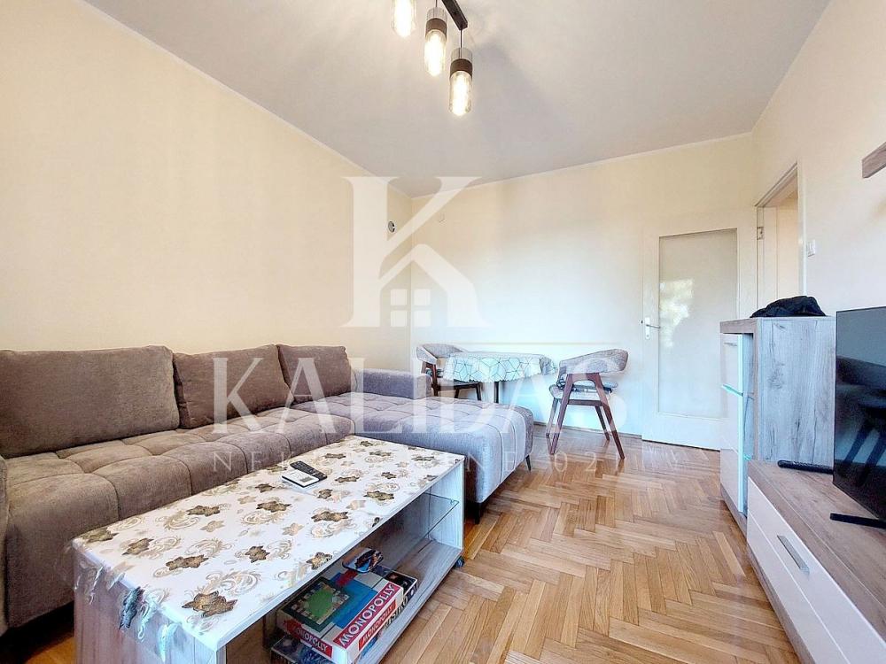 Slika 3 - Stan,NOVI SAD,BULEVAR EVROPE,kv: 47, € 149350, ID: 1009026