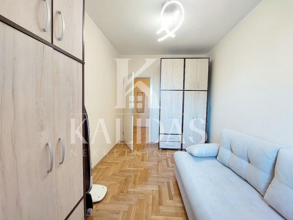 Slika 8 - Stan,NOVI SAD,BULEVAR EVROPE,kv: 47, € 149350, ID: 1009026