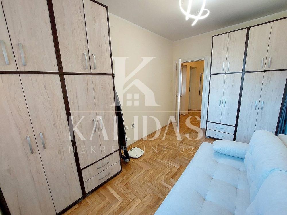 Slika 9 - Stan,NOVI SAD,BULEVAR EVROPE,kv: 47, € 149350, ID: 1009026