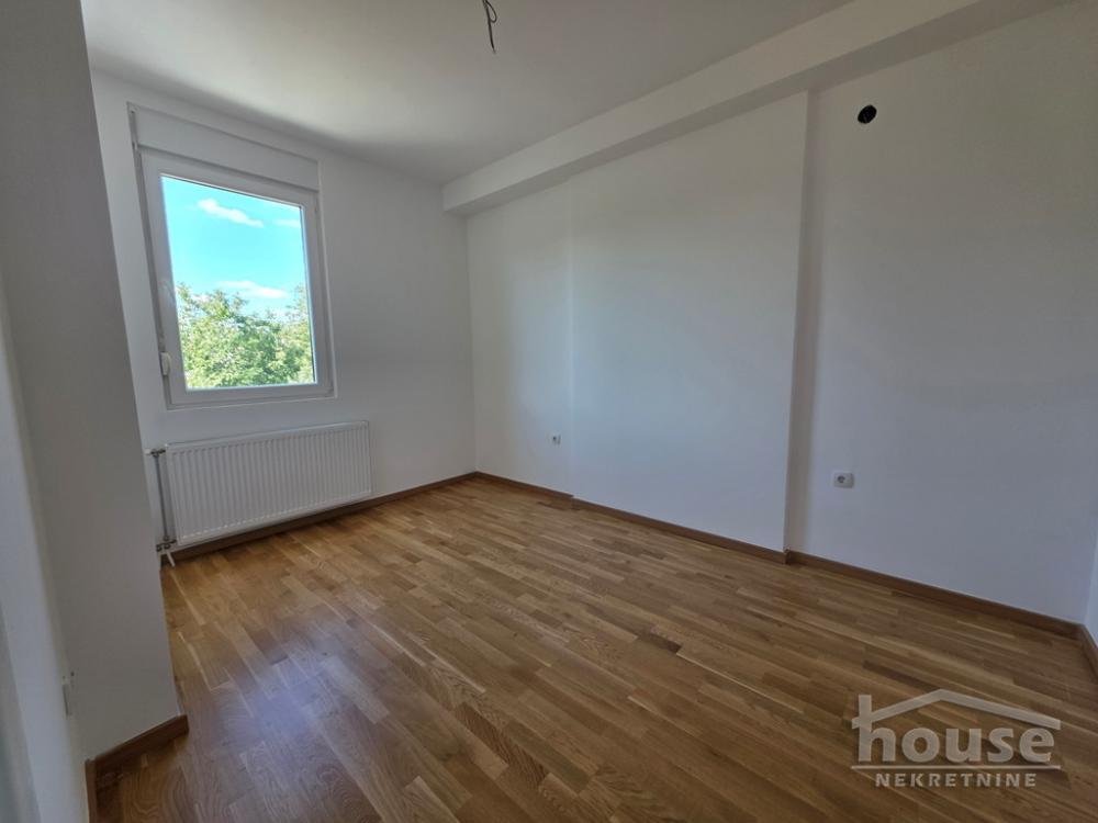 Slika 5 - Stan,PETROVARADIN,CENTAR,kv: 89.00, € 178000, ID: 1061745