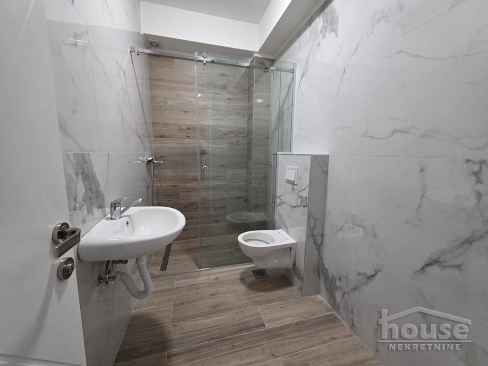 Slika 11 - Stan,PETROVARADIN,CENTAR,kv: 89.00, € 178000, ID: 1061745