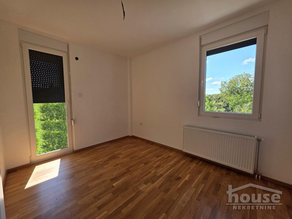 Slika 7 - Stan,PETROVARADIN,CENTAR,kv: 89.00, € 178000, ID: 1061745