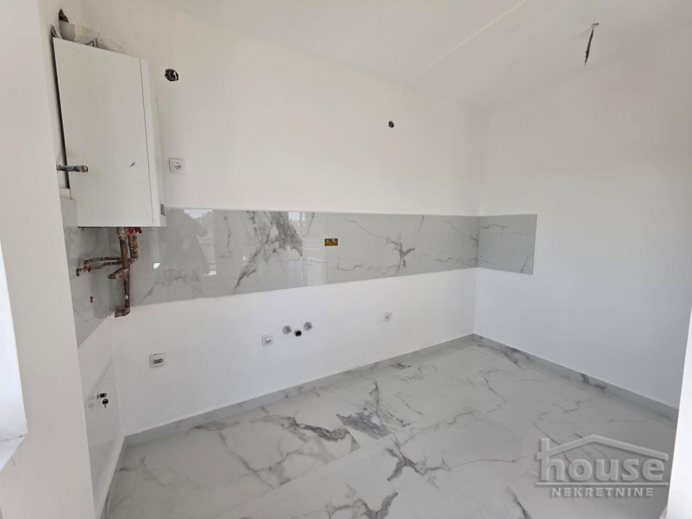 Slika 4 - Stan,PETROVARADIN,CENTAR,kv: 89.00, € 178000, ID: 1061745