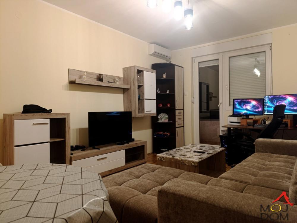 Glavna slika -Stan,NOVI SAD,BULEVAR EVROPE,kv: 47, € 149350, ID: 1032868