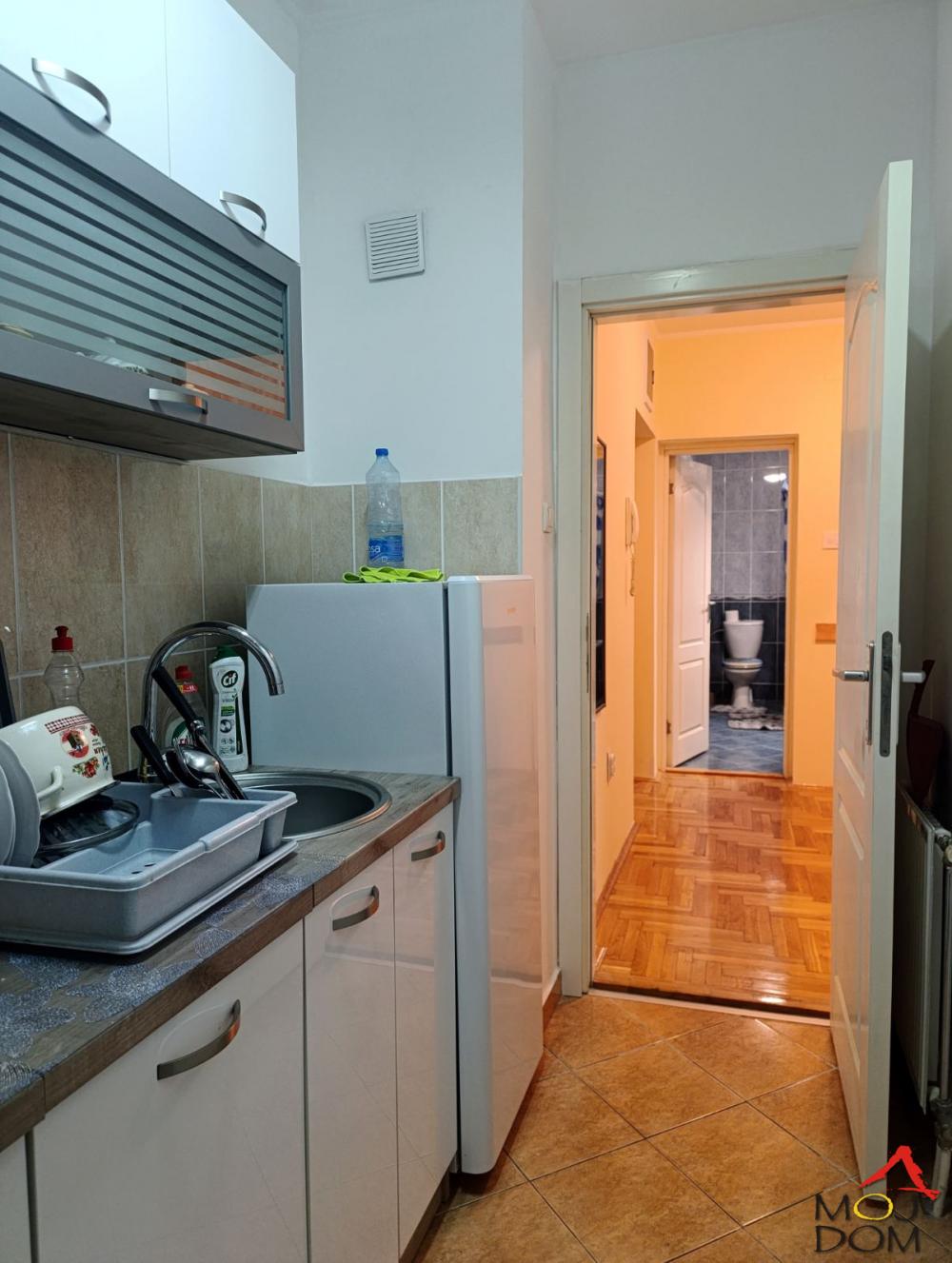 Slika 6 - Stan,NOVI SAD,BULEVAR EVROPE,kv: 47, € 149350, ID: 1032868