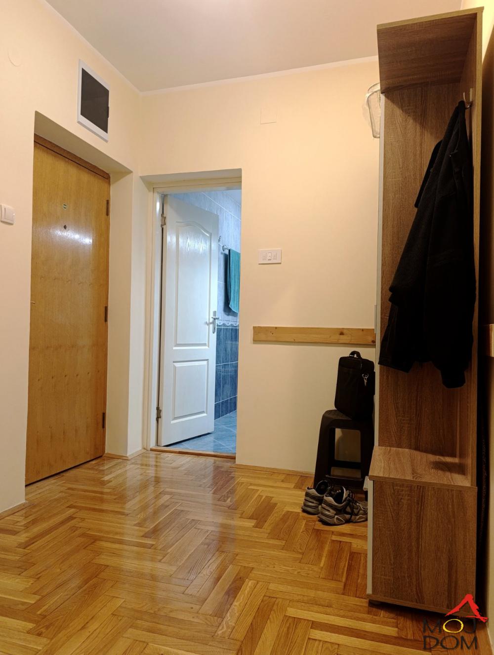 Slika 8 - Stan,NOVI SAD,BULEVAR EVROPE,kv: 47, € 149350, ID: 1032868
