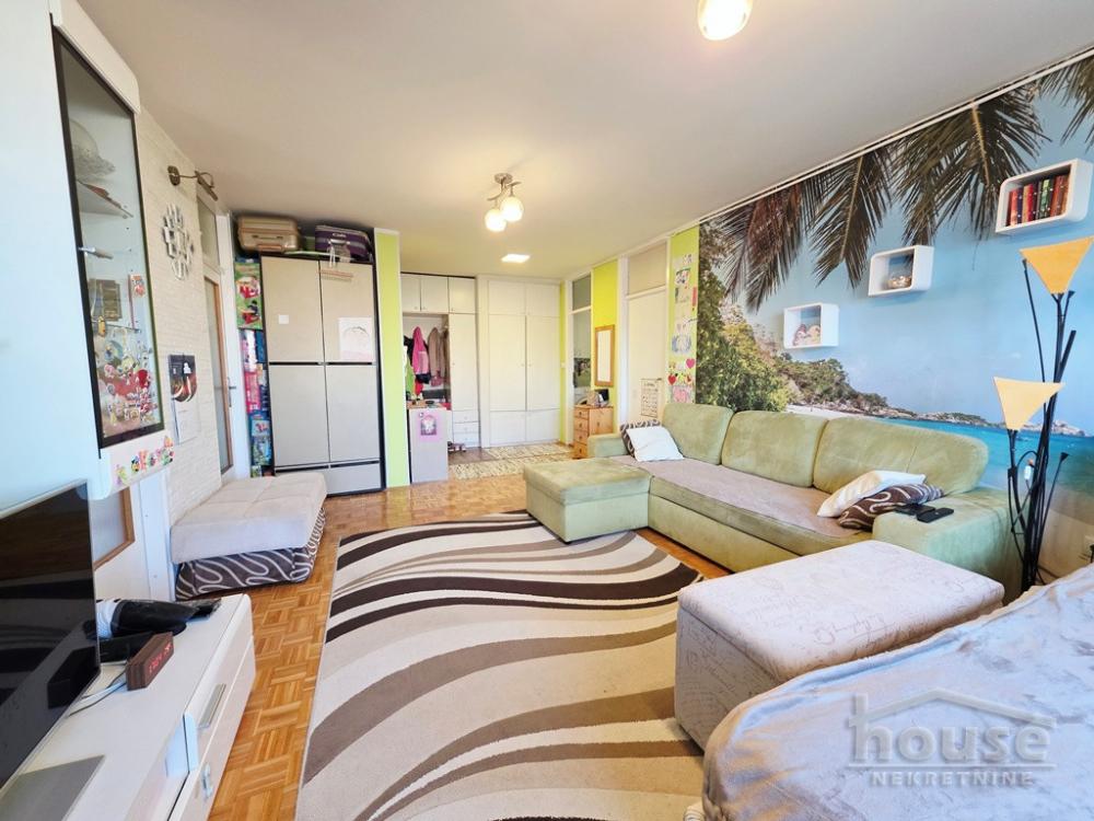 Slika 2 - Stan,NOVI SAD,LIMAN 3,kv: 62.00, € 204600, ID: 1066050