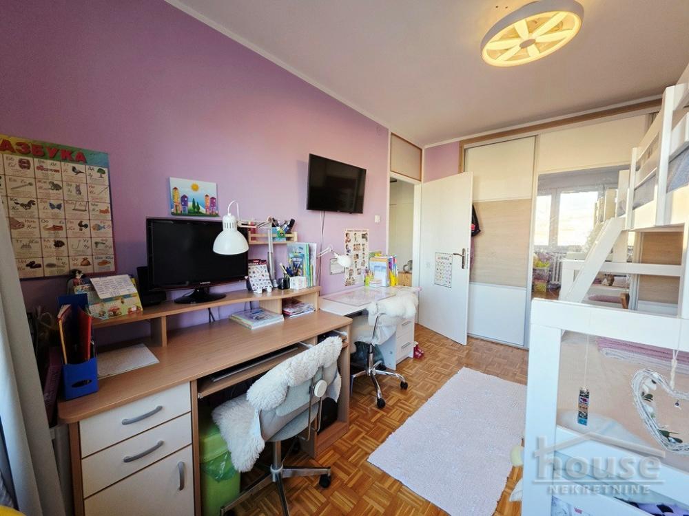 Slika 8 - Stan,NOVI SAD,LIMAN 3,kv: 62.00, € 204600, ID: 1066050