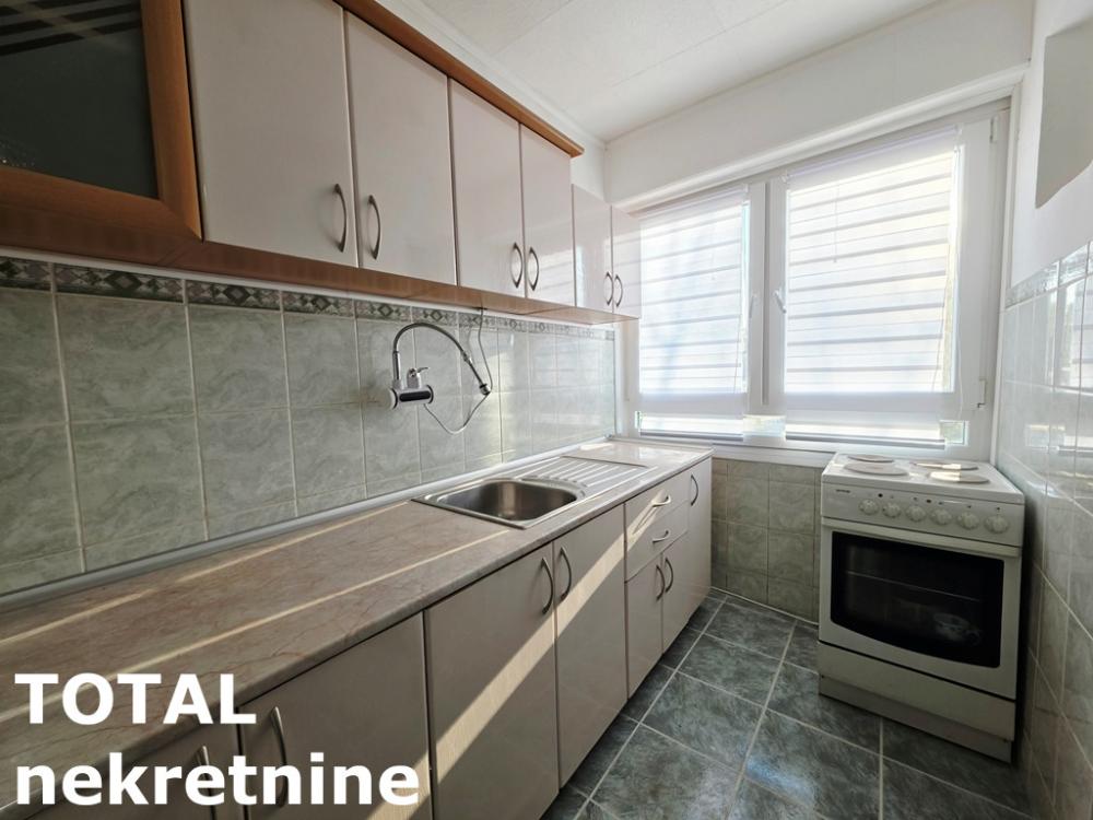 Slika 4 - Stan,NOVI SAD,SATELIT,kv: 33.00, € 100000, ID: 1102970