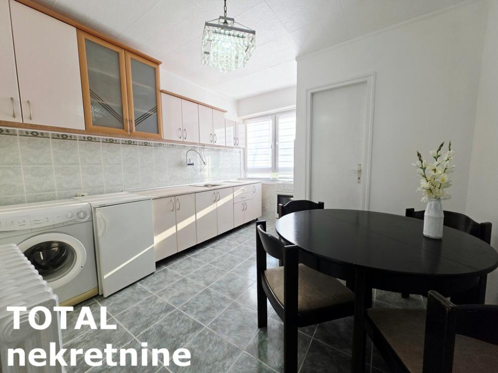 Slika 3 - Stan,NOVI SAD,SATELIT,kv: 33.00, € 100000, ID: 1102970