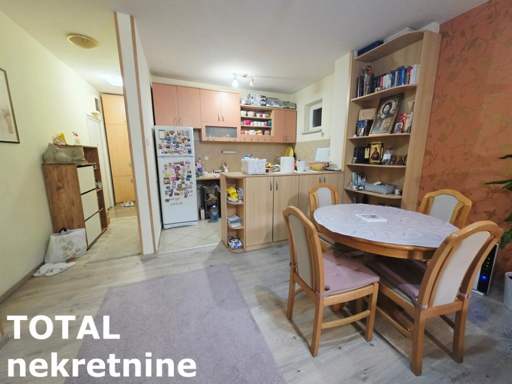 Slika 4 - Stan,NOVI SAD,NOVA DETELINARA,kv: 55.00, € 159500, ID: 1103178