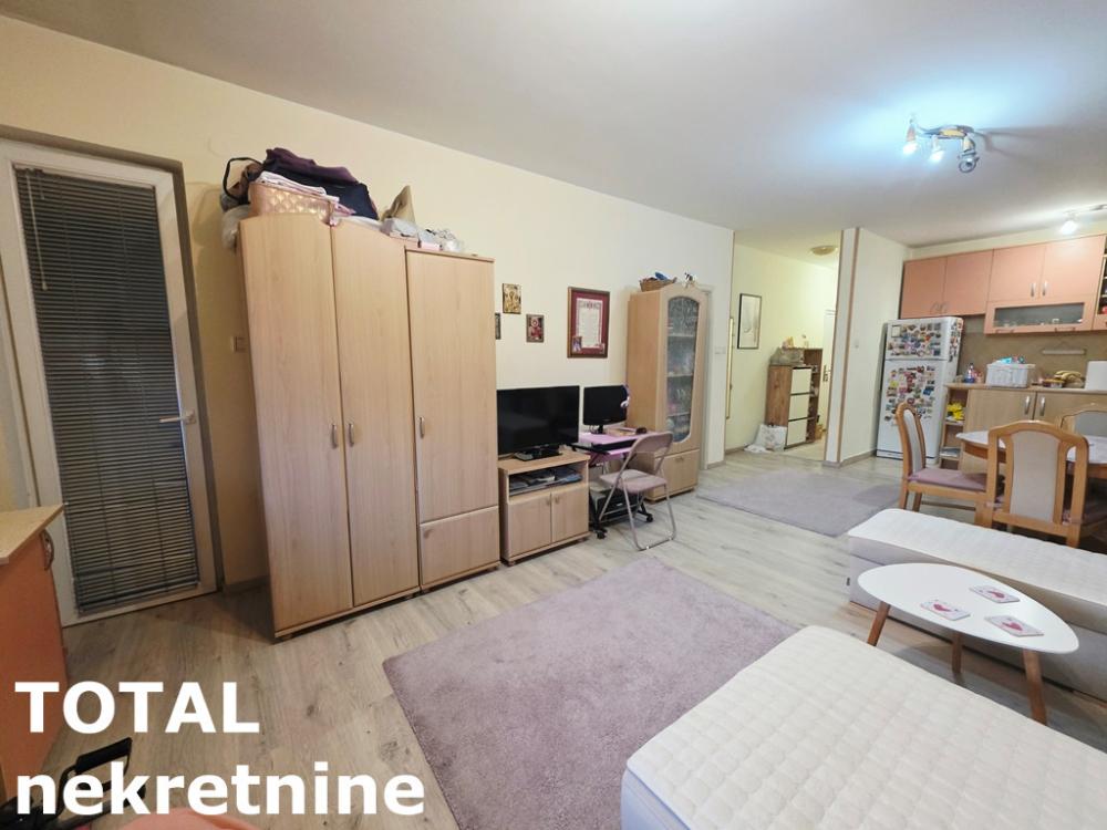 Slika 3 - Stan,NOVI SAD,NOVA DETELINARA,kv: 55.00, € 159500, ID: 1103178