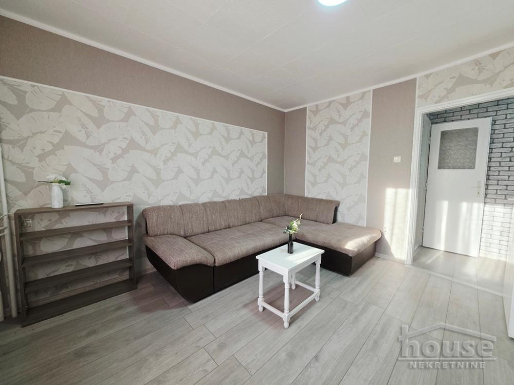 Slika 1 - Stan,NOVI SAD,SATELIT,kv: 33.00, € 100000, ID: 1066124