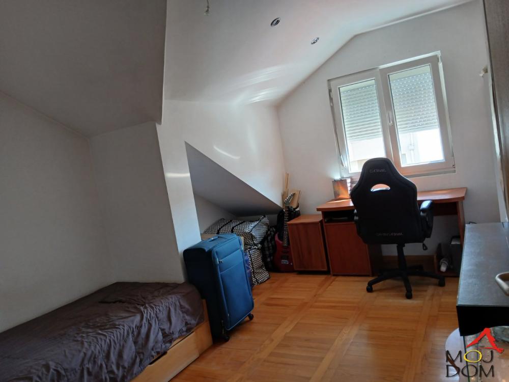 Slika 3 - Stan,NOVI SAD,NOVA DETELINARA,kv: 120, € 206000, ID: 1031651