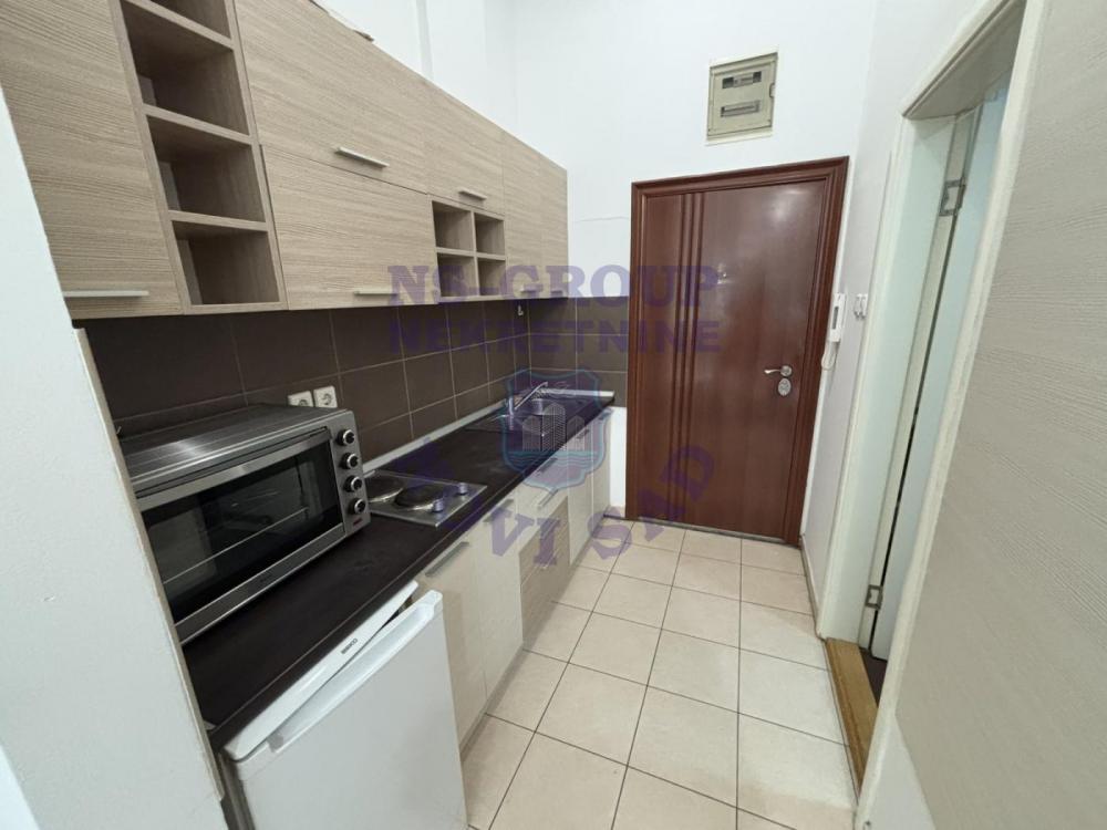 Slika 5 - - RETKO U PONUDI !- garsonjera - Liman 3 - NOVOGRADNJA!