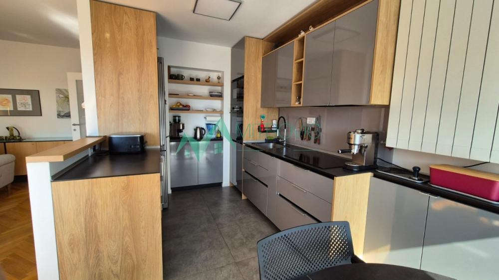 Slika 11 - Novi Sad, Novosadski Kej - Dvoiposoban stan 71m2 (šifra: 1004756) 