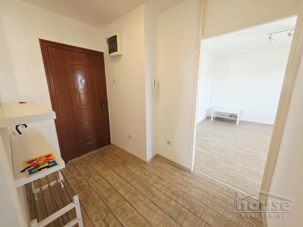 Slika 2 - Stan,NOVI SAD,NOVO NASELJE -  BISTRICA,kv: 72.00, € 180000, ID: 1066301