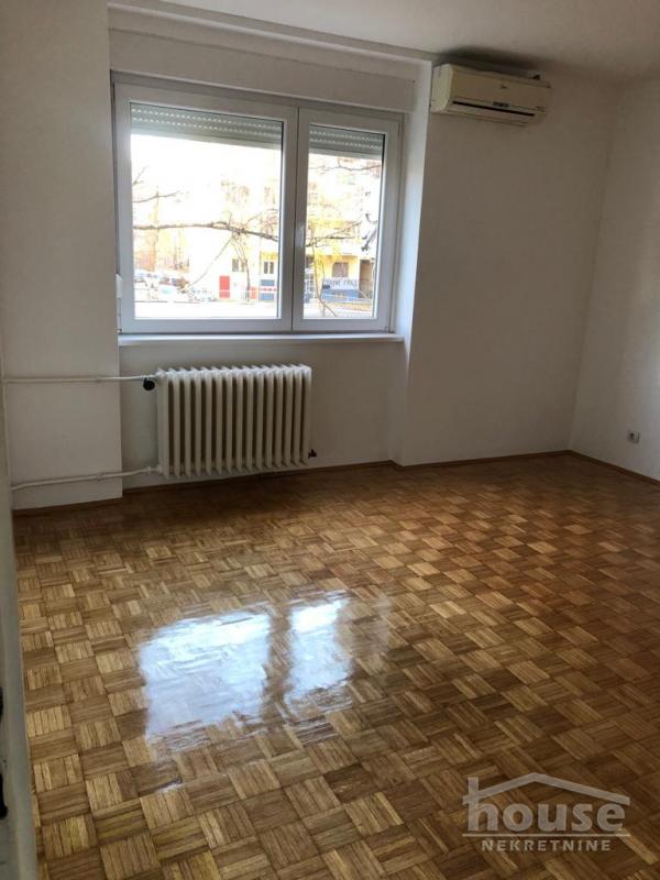 Slika 1 - Stan,NOVI SAD,CENTAR,kv: 45.00, € 150000, ID: 1066325