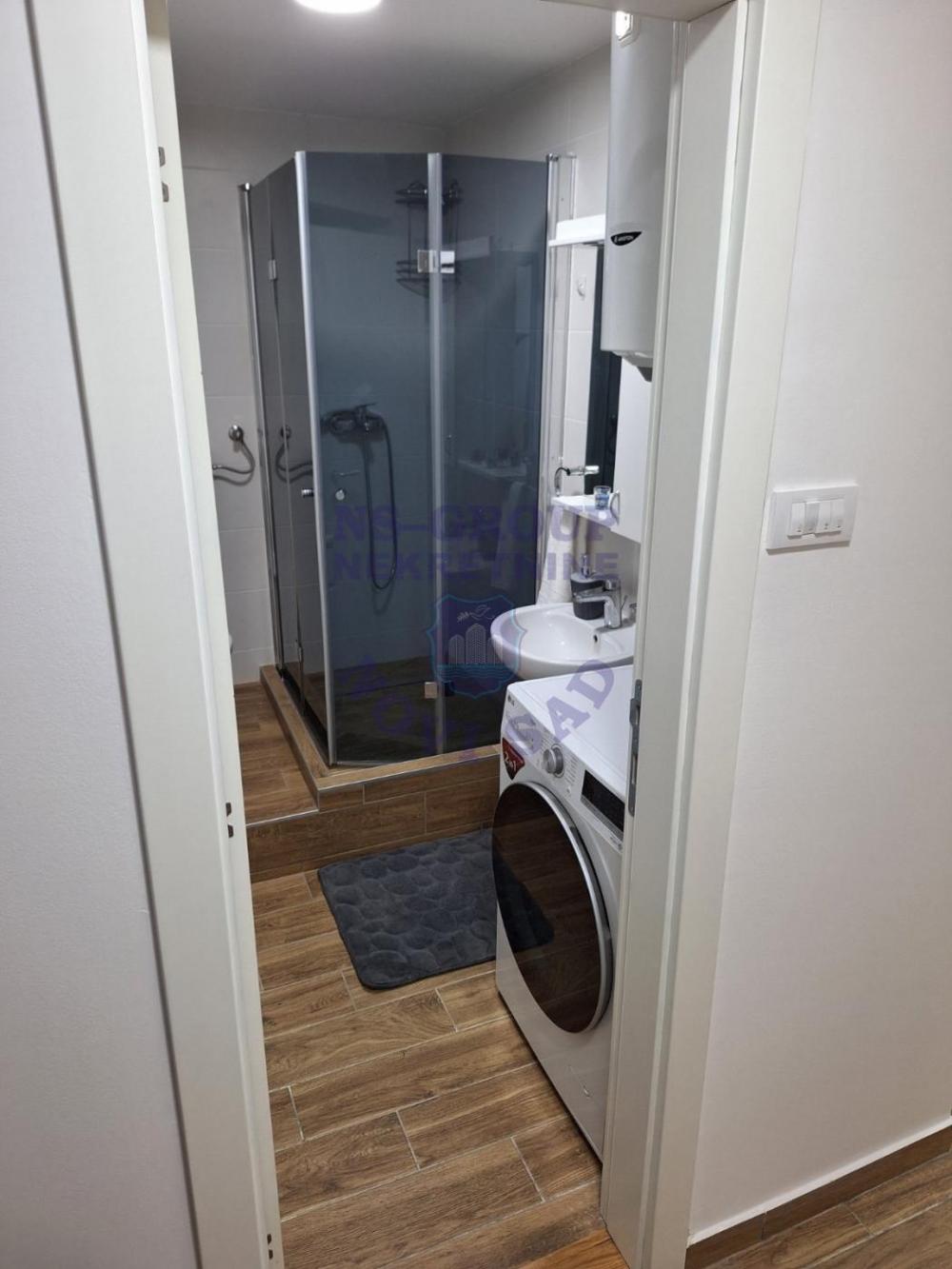 Slika 4 - Garsonjera 29m2 Petrovaradin