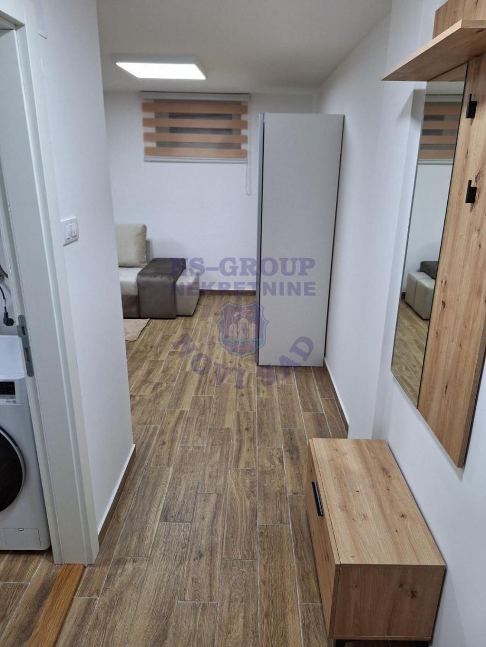 Slika 3 - Garsonjera 29m2 Petrovaradin