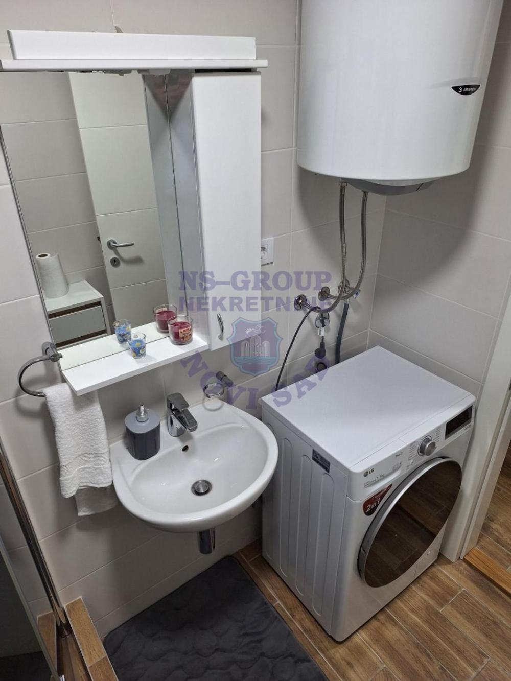 Slika 8 - Garsonjera 29m2 Petrovaradin