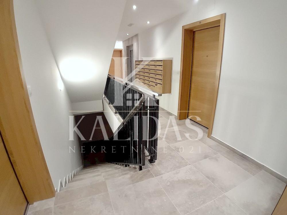 Slika 9 - Stan,NOVI SAD,TELEP,kv: 40, € 128750, ID: 1008908