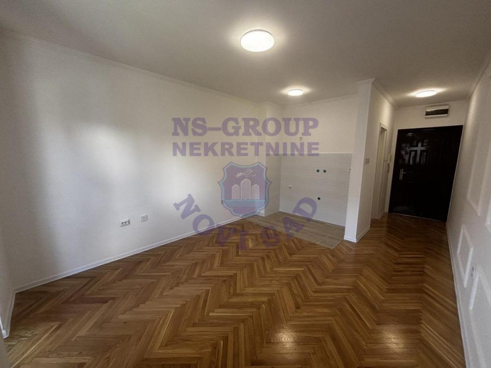 Slika 6 - TOP garsonjera na Detelinari 25m2