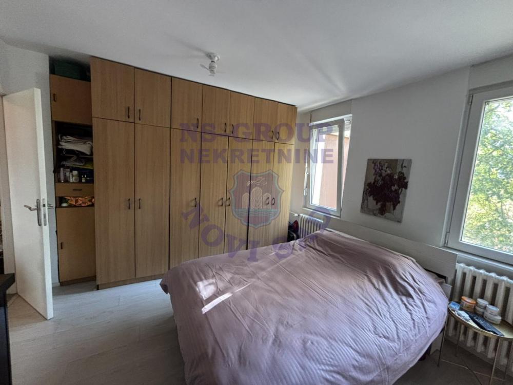 Slika 7 - Odlican trosoban stan na Novom Naselju!