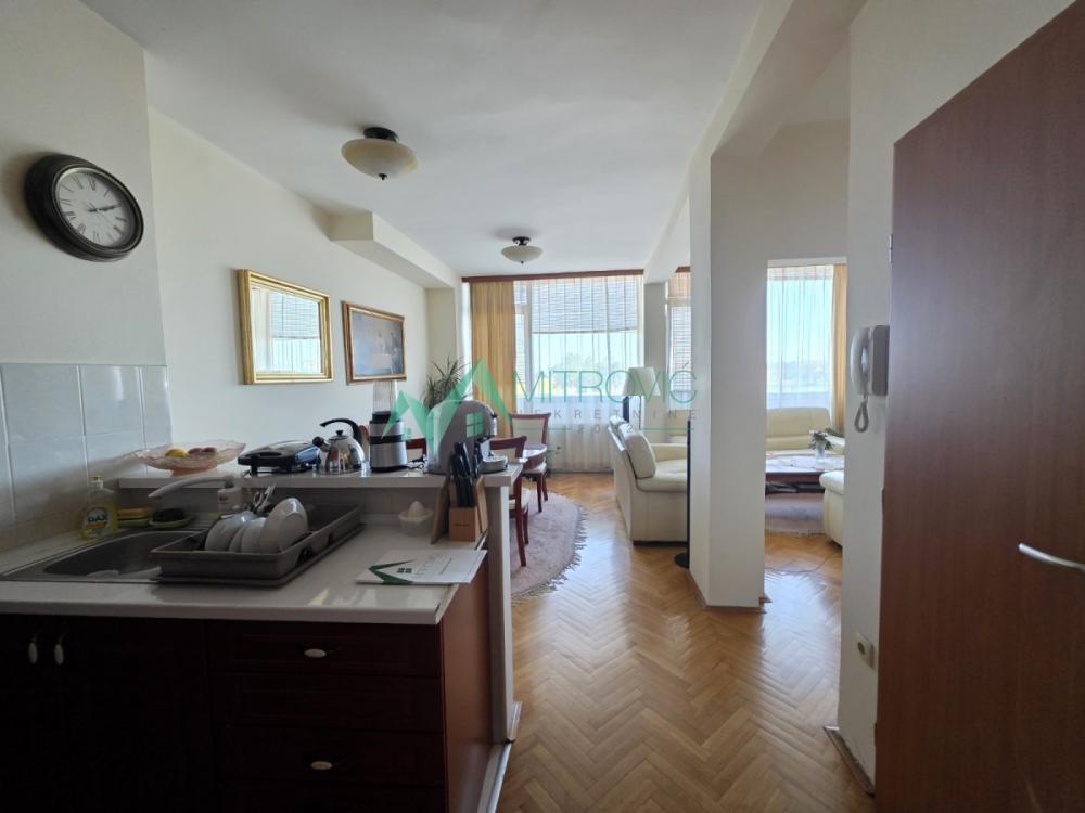 Slika 5 - DUPLEX 148 m² | CENTAR NOVOG SADA | 1.800 €/m²