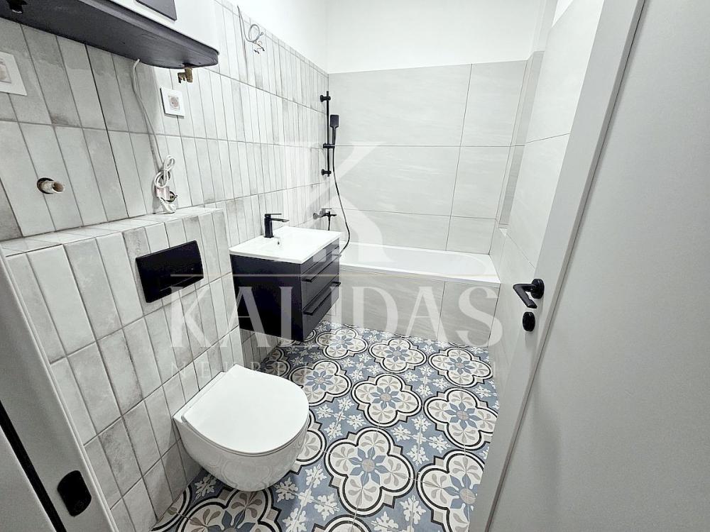 Slika 10 - Stan,NOVI SAD,KEJ,kv: 85, € 302000, ID: 1009037