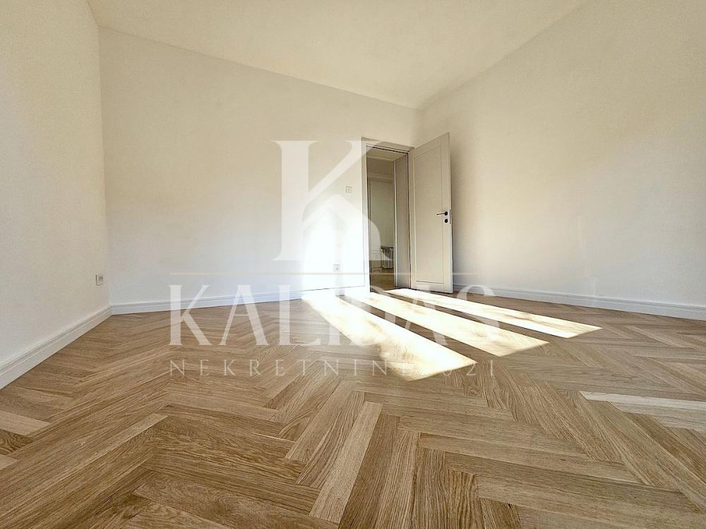 Slika 6 - Stan,NOVI SAD,KEJ,kv: 85, € 302000, ID: 1009037