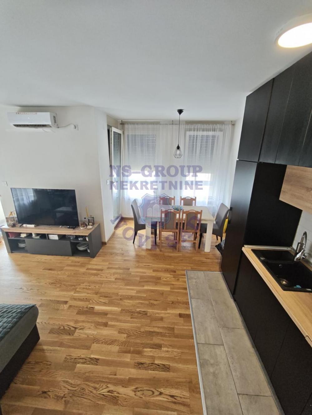 Slika 2 - Dvoiposoban odličan stan- Petrovaradin! 578881