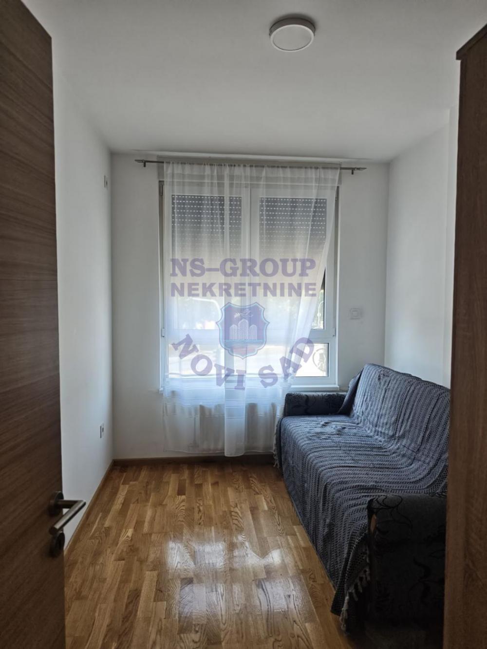 Slika 4 - Dvoiposoban odličan stan- Petrovaradin! 578881