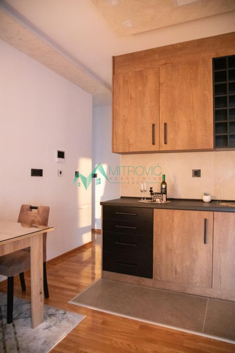 Slika 7 - SAJAM – MODERAN DVOSOBAN STAN 42 m² | KOMPLETNO NAMEŠTEN | (ID:1004766) 