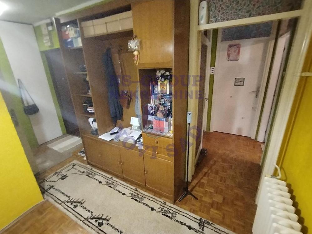 Slika 5 - Dvoiposoban, 75m2, Novo naselje Novi Sad, sa terasom, ima lift