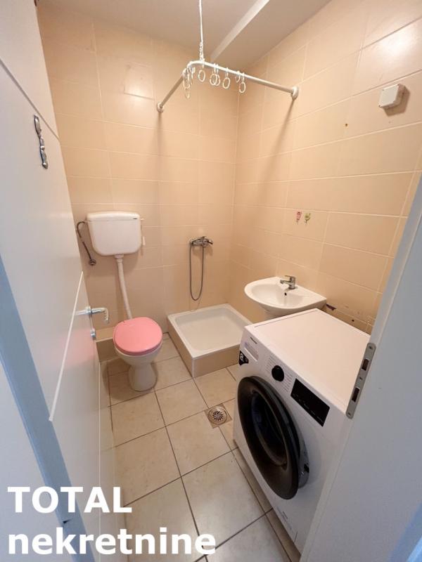 Slika 9 - Stan,NOVI SAD,TELEP,kv: 64.00, € 150000, ID: 1103186