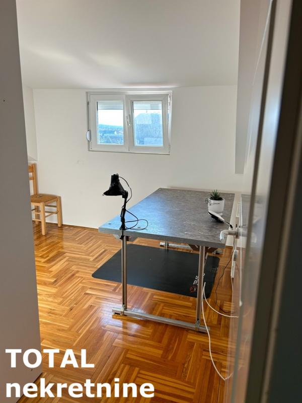 Slika 4 - Stan,NOVI SAD,TELEP,kv: 64.00, € 150000, ID: 1103186