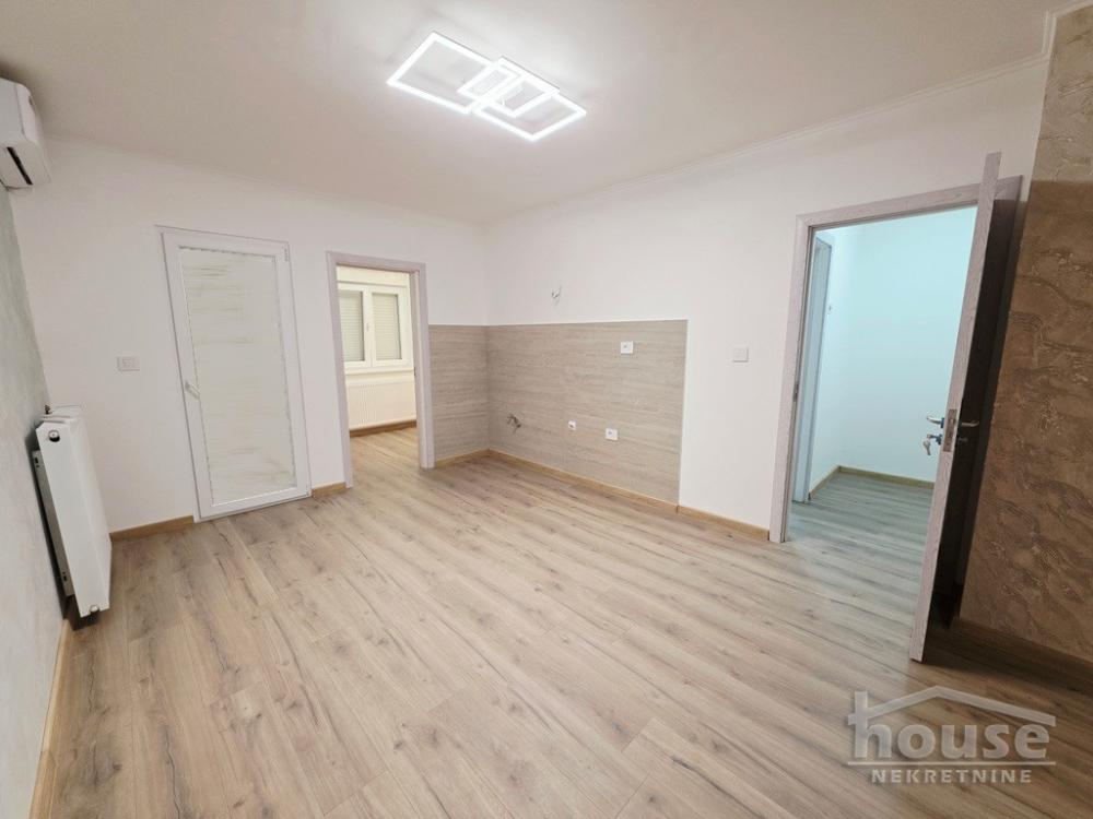 Slika 1 - Stan,NOVI SAD,BULEVAR,kv: 33.00, € 125000, ID: 1066327