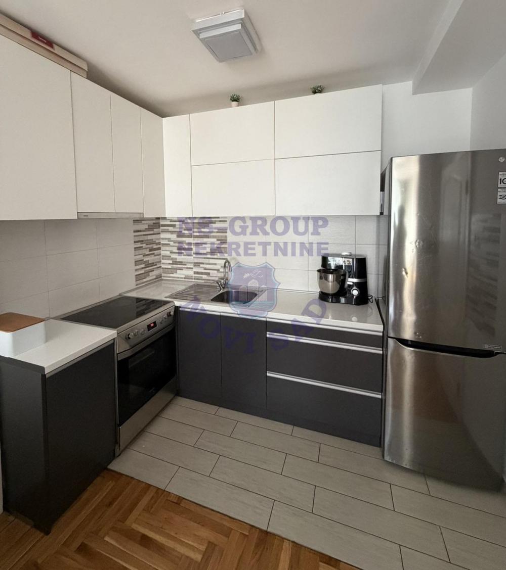 Slika 9 - Dvosoban, 39m2, Nova Detelinara Novi Sad, sa terasom, ima lift