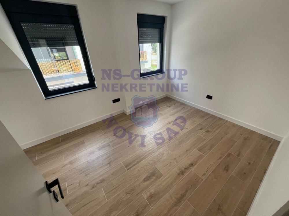 Slika 3 - Petosoban, 201m2, Telep Novi Sad, sa terasom, ima lift