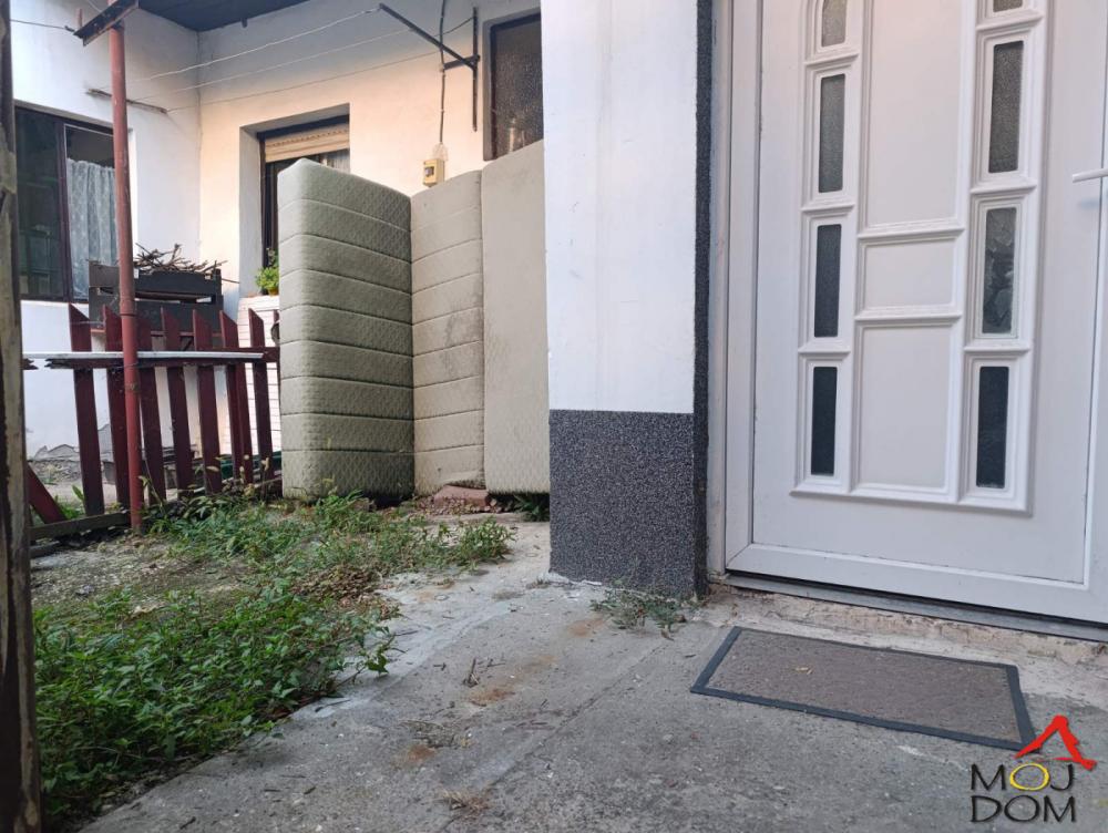 Slika 10 - Stan,NOVI SAD,CENTAR,kv: 40, € 90650, ID: 1032903