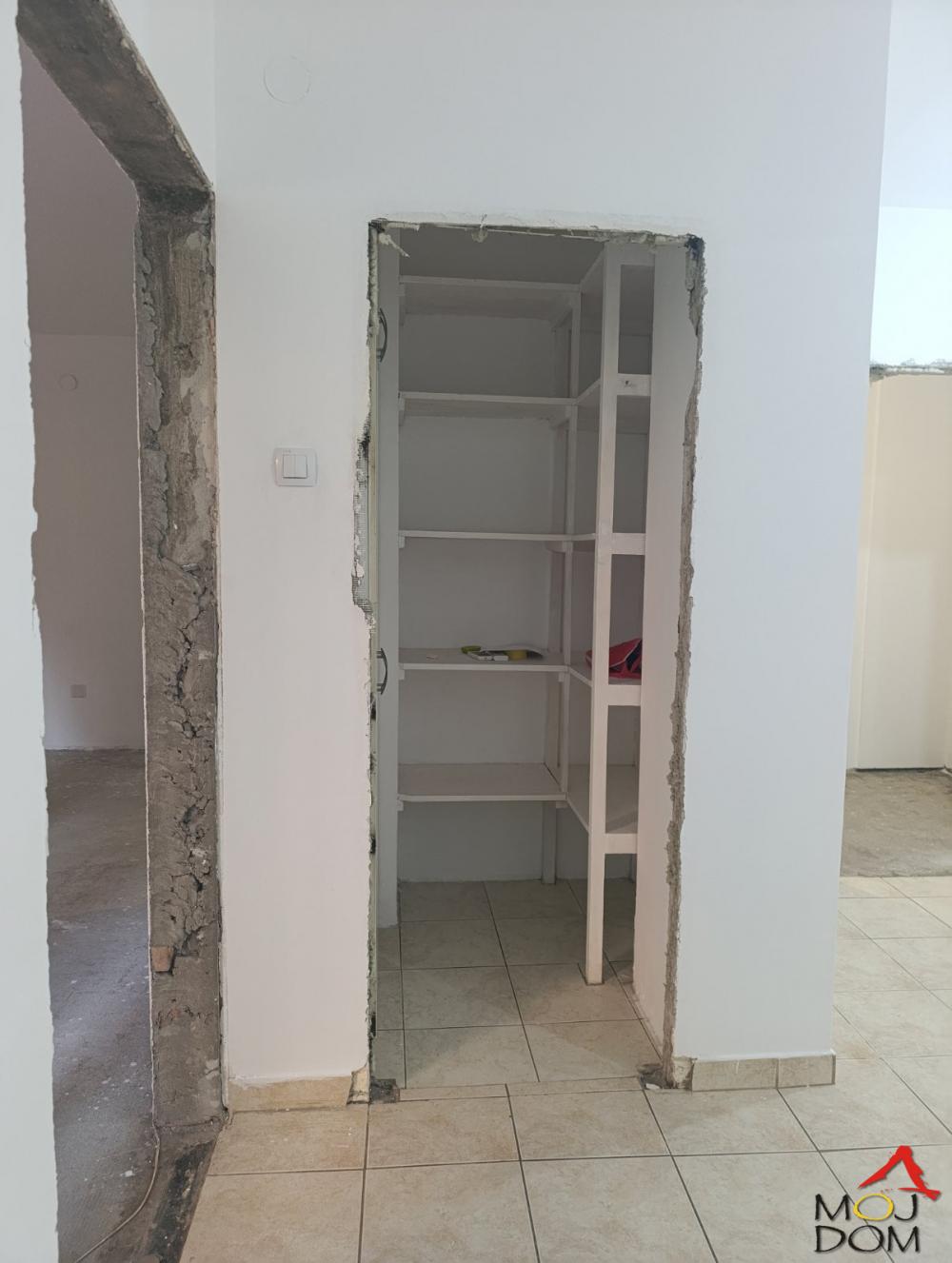 Slika 5 - Stan,NOVI SAD,AVIJACIJA,kv: 74, € 182900, ID: 1032897