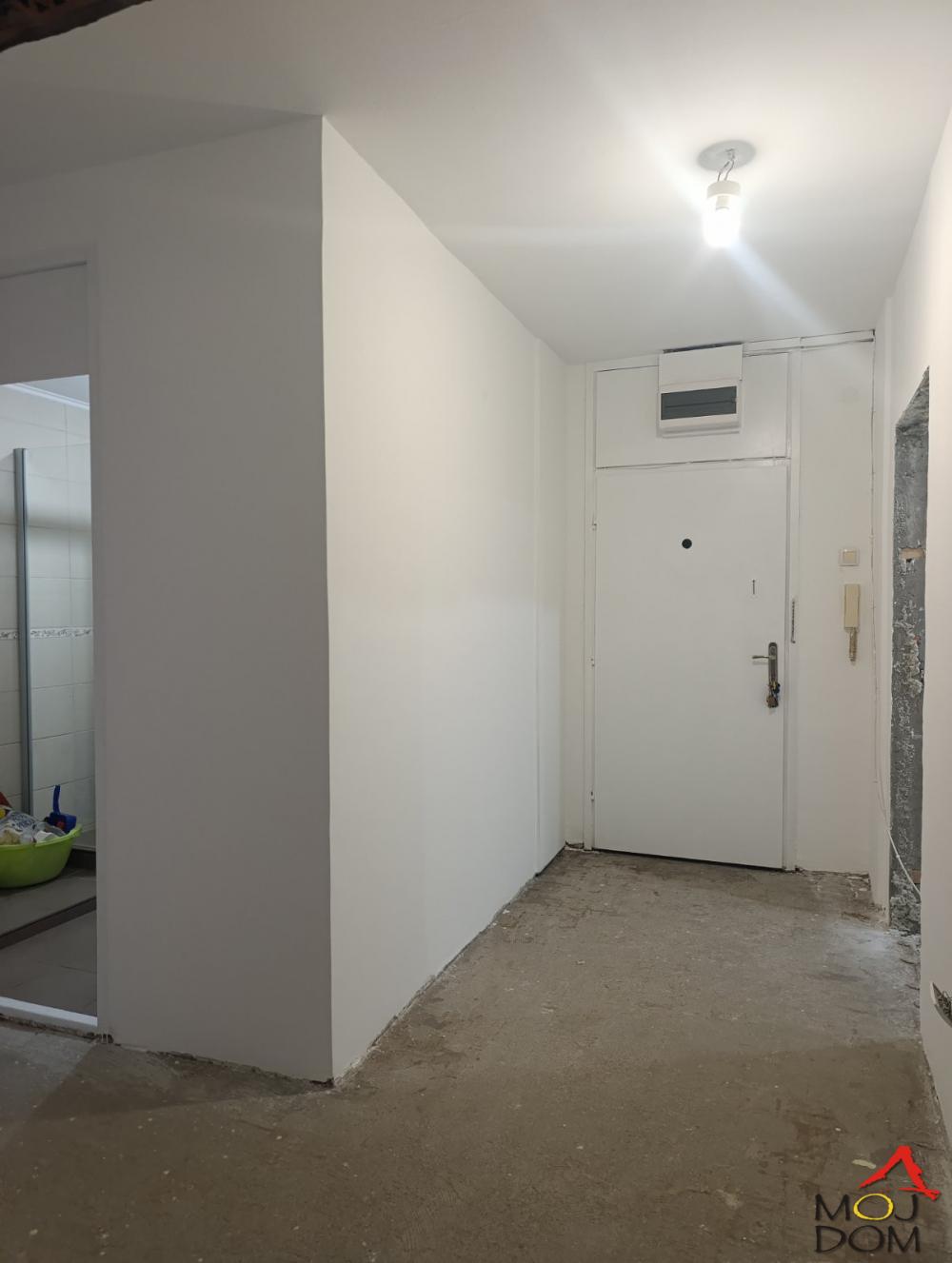 Slika 11 - Stan,NOVI SAD,AVIJACIJA,kv: 74, € 182900, ID: 1032897
