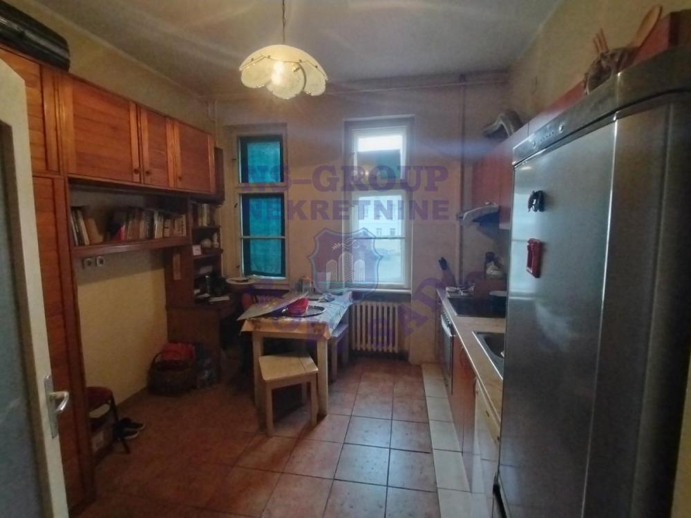 Slika 5 - Dvosoban, 68m2, Novi Sad centar Novi Sad