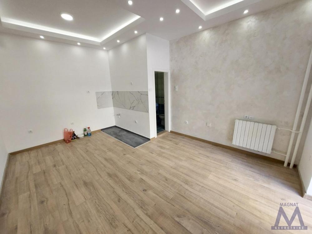 Glavna slika -Stan,NOVI SAD,CENTAR,kv: 22, € 88600, ID: 1019453