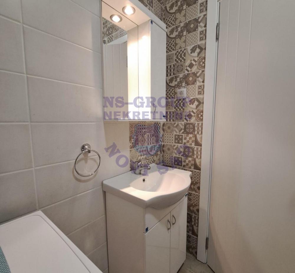 Slika 3 - Garsonjera-27m2-Petrovaradin