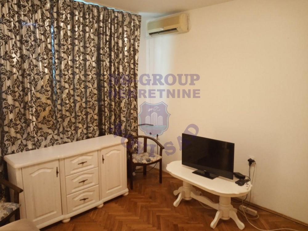 Slika 7 - Dvosoban, 50m2, Novi Sad centar Novi Sad