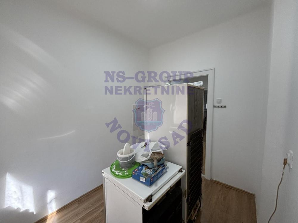 Slika 3 - Na prodaju odličan dvosoban stan površine 50 m² u samom centru Novog Sada
